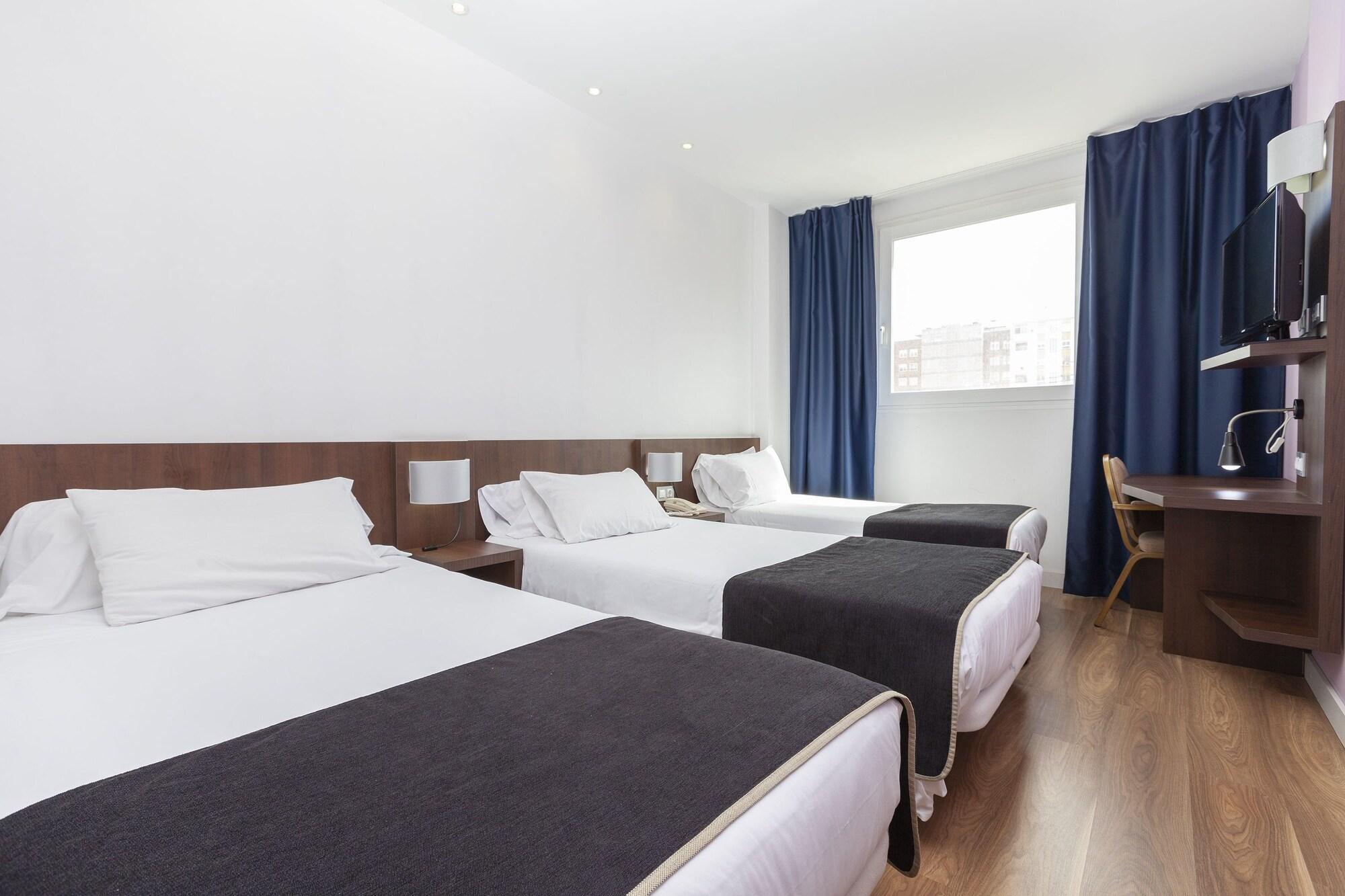 ולנסיה Hotel Olympia Universidades מראה חיצוני תמונה