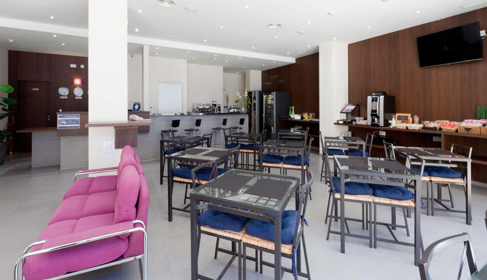 ולנסיה Hotel Olympia Universidades מראה חיצוני תמונה