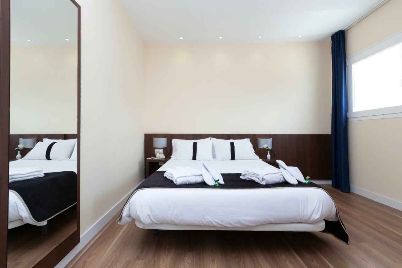 ולנסיה Hotel Olympia Universidades מראה חיצוני תמונה