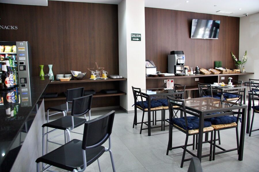 ולנסיה Hotel Olympia Universidades מראה חיצוני תמונה